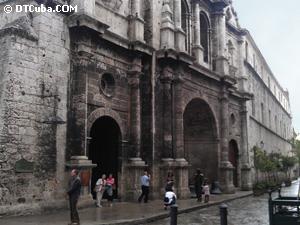 Fachada de la Basílica Menor del Convento San Francisco de Asís.